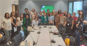 Bilateral realizada em Bonn com membros da Força Tarefa de Adaptação e Patrícia Espinosa, diplomata mexicana que presidiu COP16. Foto: Reprodução/Instituto Talanoa.
