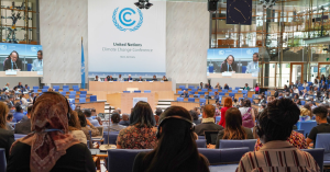 Conferência do Clima – Bonn, 2023. Photo: <a href="https://www.flickr.com/photos/unfccc/52954798526/" target="_blank">Flickr</a>/UN Climate Change/CC BY-NC-SA 2.0